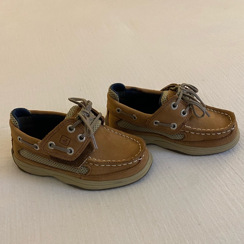 Toddler Sperry size 8